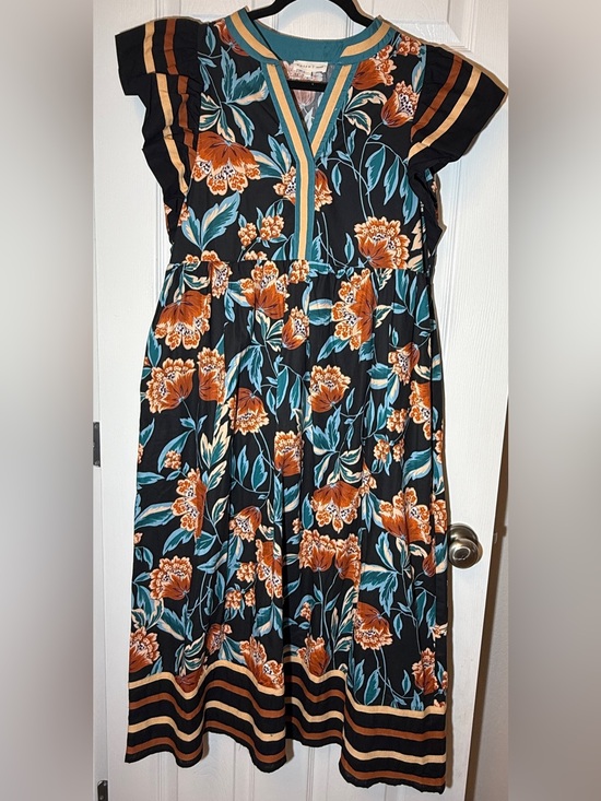 entro Dresses & Skirts - Entro - Floral V-Neck Midi Dress in Black with Teal & Rust Accents